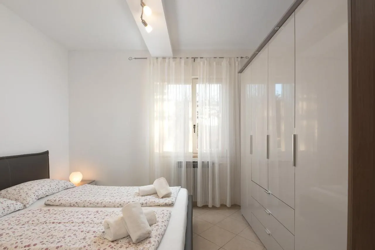 Marina Apartment Rabac